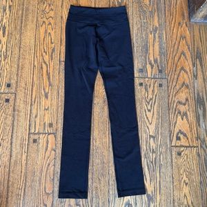 Lululemon wunder under mid-rise straight size 2